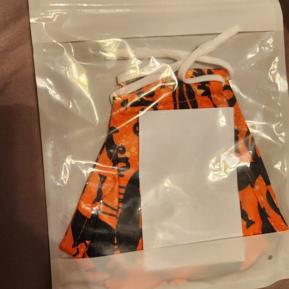 5 Fabric Face Mask Halloween Lot Orange Pumpkin, BOO, Skull, Bats, Cats - Picture 5 of 6